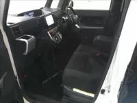 Daihatsu WAKE лот № 7133 оценка 3.5  с аукциона в Японии 2