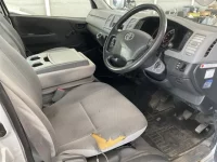 Toyota REGIUS ACE VAN лот № 5506 оценка RB  с аукциона в Японии 3