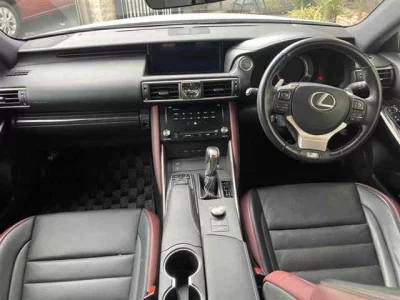 Lexus IS  с аукциона в Японии