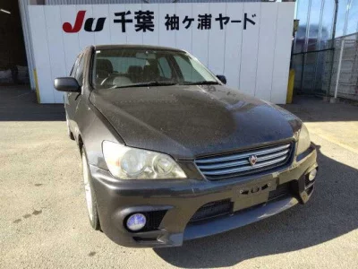 Toyota ALTEZZA  с аукциона в Японии