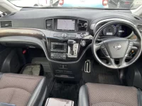Nissan ELGRAND лот № 6050 оценка 3  с аукциона в Японии 3
