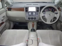 Nissan TIIDA LATIO лот № 115 оценка 3  с аукциона в Японии 2