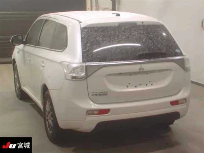 Mitsubishi OUTLANDER PHEV