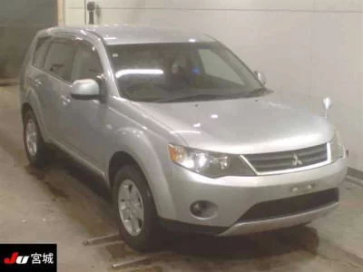 Mitsubishi OUTLANDER  с аукциона в Японии