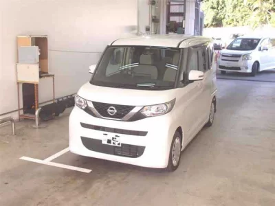 Nissan ROOX  с аукциона в Японии