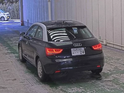 Audi A1  с аукциона в Японии