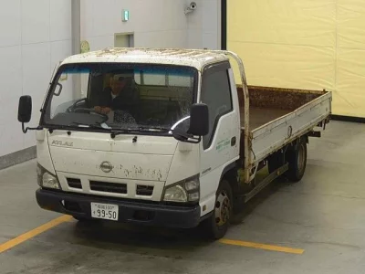 Nissan ATLAS  с аукциона в Японии