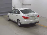 Nissan SYLPHY лот № 8537 оценка 3  с аукциона в Японии 1