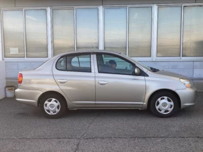 Toyota PLATZ  с аукциона в Японии