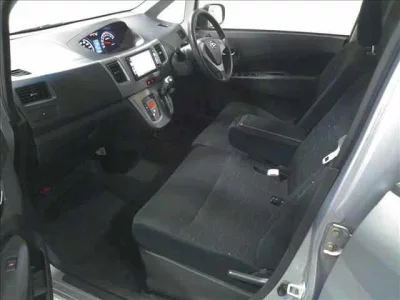 Daihatsu MOVE  с аукциона в Японии