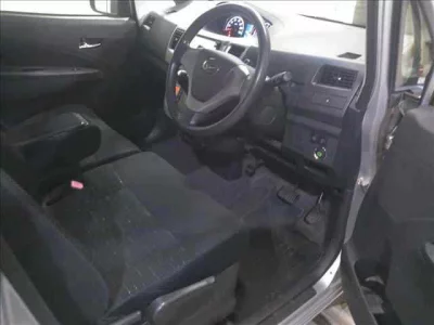 Daihatsu MOVE  с аукциона в Японии