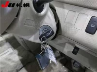 Toyota PORTE лот № 2109 оценка 2  с аукциона в Японии 3