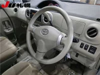 Toyota PORTE лот № 2109 оценка 2  с аукциона в Японии 2