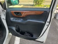 Toyota NOAH лот № 1068 оценка R  с аукциона в Японии 10