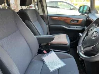 Toyota NOAH лот № 1068 оценка R  с аукциона в Японии 11