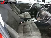 Toyota AURIS лот № 2120 оценка 3  с аукциона в Японии 4