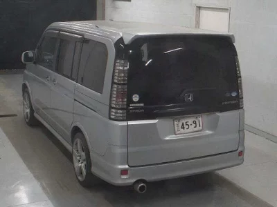 Honda STEP WAGON  с аукциона в Японии