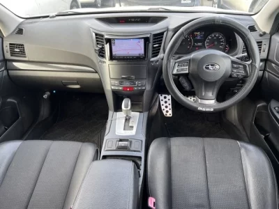 Subaru LEGACY B4  с аукциона в Японии