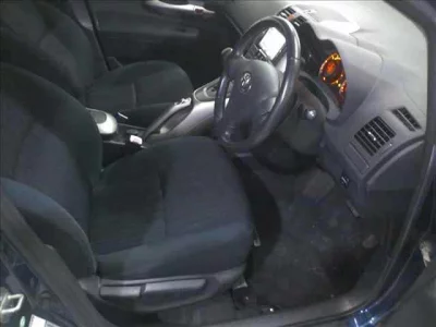 Toyota AURIS  с аукциона в Японии