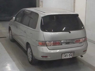 Toyota GAIA  с аукциона в Японии
