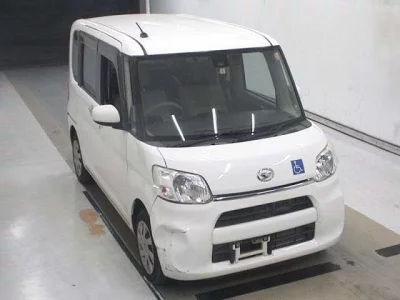 Daihatsu TANTO  с аукциона в Японии