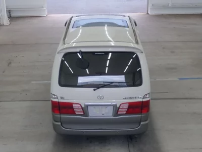 Toyota HIACE  с аукциона в Японии