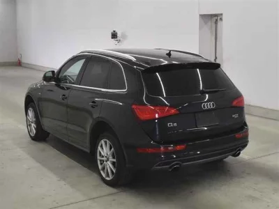 Audi Q5  с аукциона в Японии