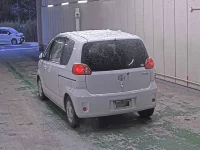 Toyota PORTE лот № 6115 оценка RA  с аукциона в Японии 1