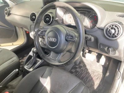 Audi A1  с аукциона в Японии