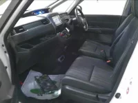 Honda FREED лот № 4058 оценка 3  с аукциона в Японии 2