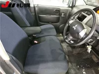 Mitsubishi EK SPORTS лот № 2131 оценка 3  с аукциона в Японии 4