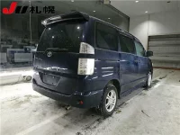Toyota VOXY лот № 2138 оценка R  с аукциона в Японии 1