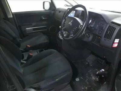 Mitsubishi DELICA D5