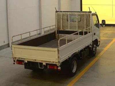 Hino DUTRO  с аукциона в Японии