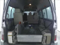 Nissan CARAVAN BUS лот № 4073 оценка 2  с аукциона в Японии 5