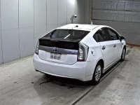 Toyota PRIUS PHV лот № 1090 оценка 4  с аукциона в Японии 4