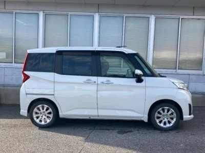 Subaru JUSTY  с аукциона в Японии