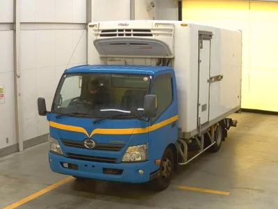 Hino DUTRO  с аукциона в Японии