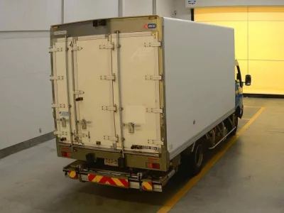 Hino DUTRO  с аукциона в Японии