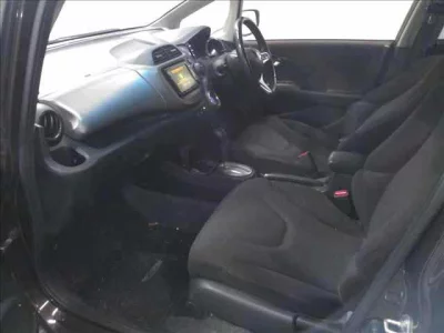 Honda FIT  с аукциона в Японии