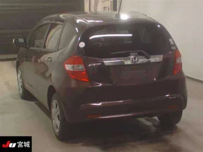 Honda FIT  с аукциона в Японии