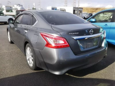 Nissan TEANA
