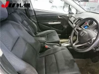 Honda INSIGHT лот № 2151 оценка 3  с аукциона в Японии 4