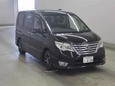 Nissan SERENA  с аукциона в Японии