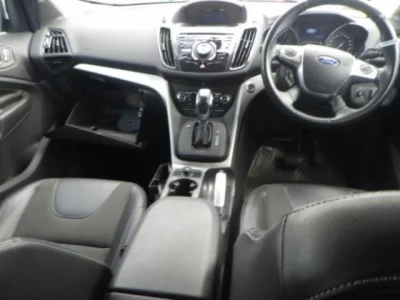 Ford KUGA  с аукциона в Японии
