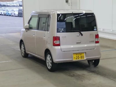Daihatsu MOVE CONTE