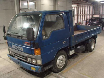 Mazda TITAN  с аукциона в Японии