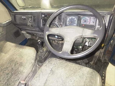 Mazda TITAN  с аукциона в Японии