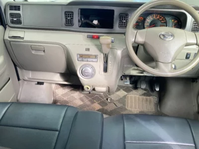 Daihatsu Atrai Wagon  с аукциона в Японии