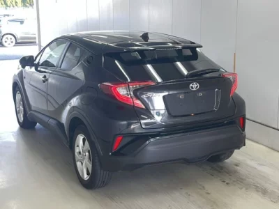 Toyota C-HR  с аукциона в Японии